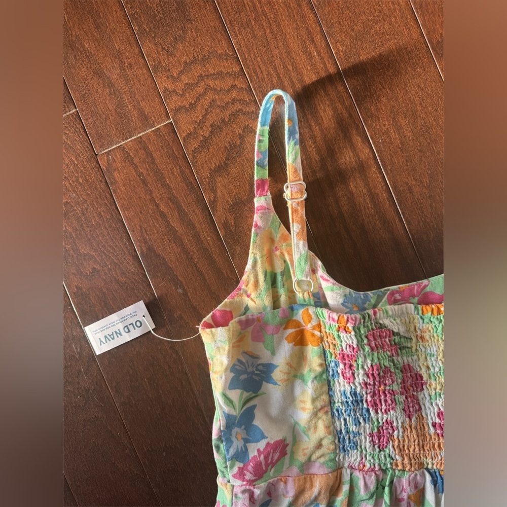 ❌SOLD❌Old Navy Women’s Floral Dress with Adjustable Straps. For petite women. - Picture 8 of 8